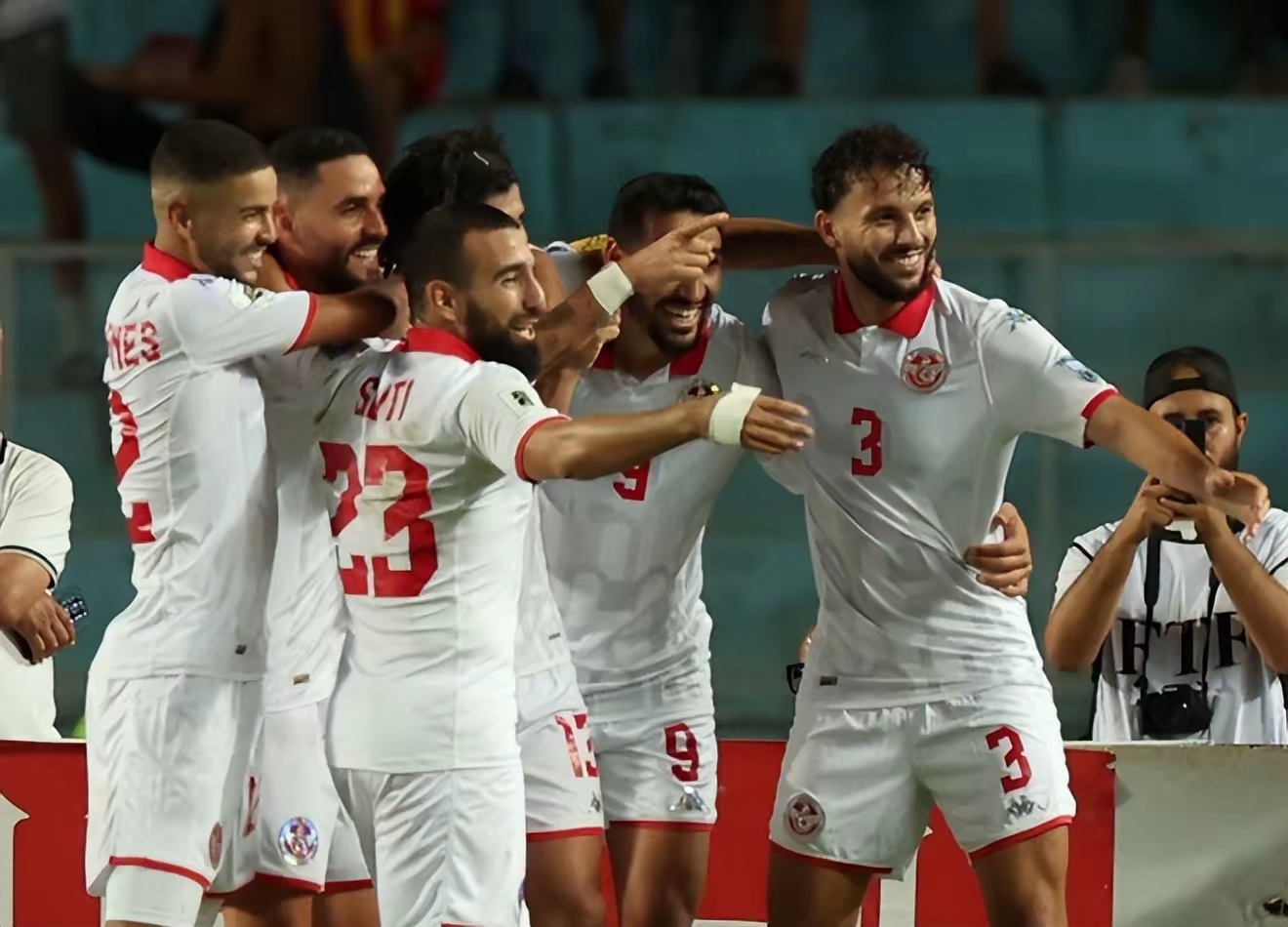 今夜突围战来临；马赛围绕NBA常规赛强势反弹；话题不断；球探报告显示潜力的简单介绍-英雄联盟官方直播