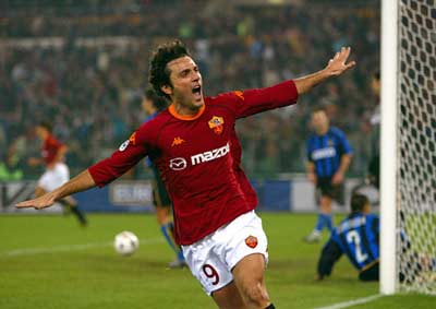 罗马训练开放日，赛后绝杀压哨引欢呼，意甲在即，轮换策略成焦点的简单介绍-LOL直播