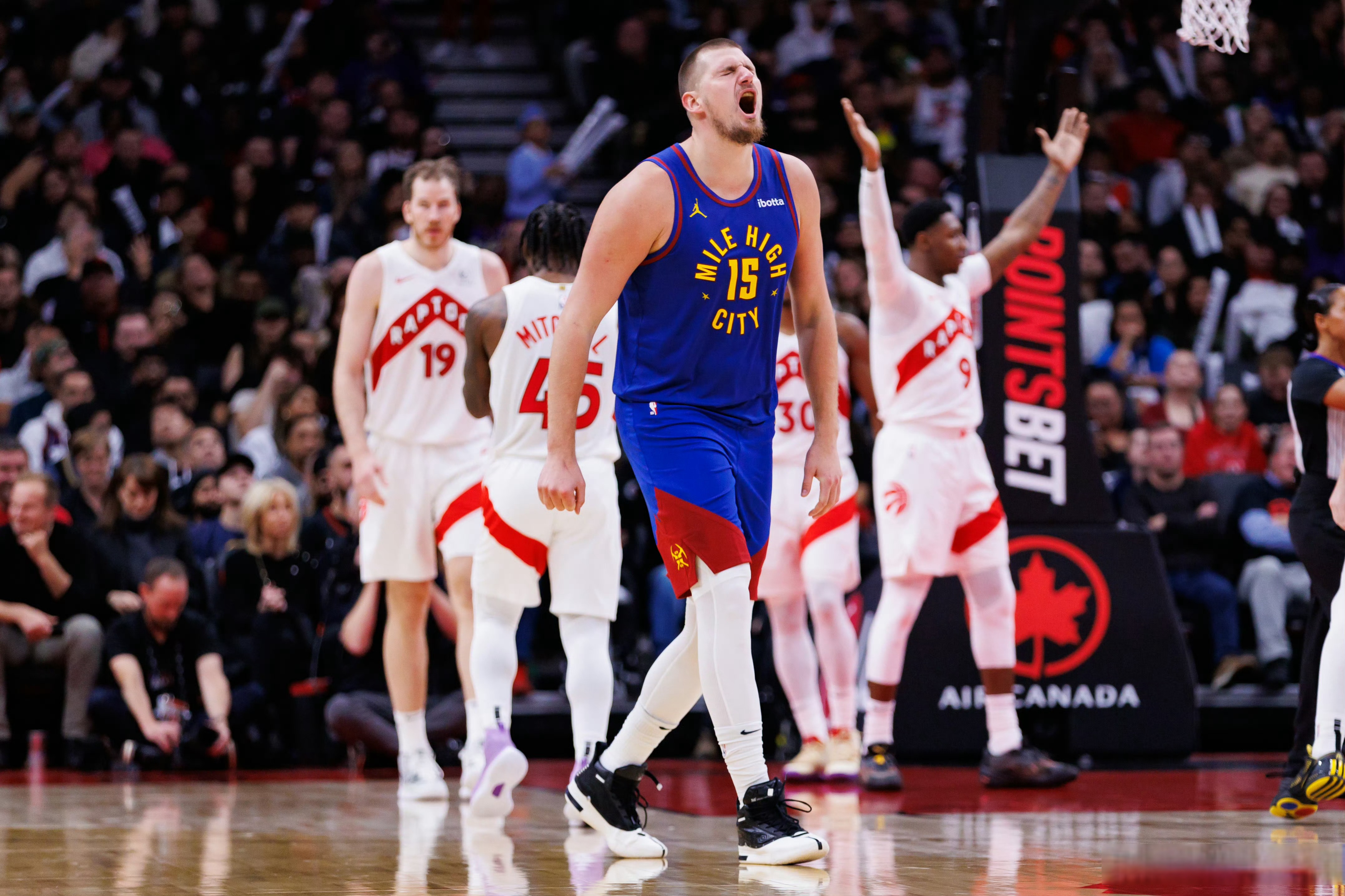 关于费城76人发布备战花絮，窗口期远射贴柱，NBA季后赛任务艰巨，训练强度明显提升的信息