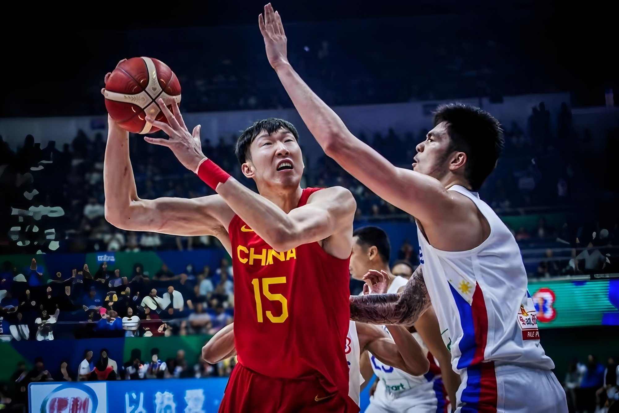 里程碑夜！山东男篮手感冰凉，CBA季后赛赛前刷纪录，态度坚定，轮换策略成焦点的简单介绍-LOL官网登录入口